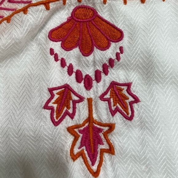 HATLEY Ivory Embroidered Tunic Top Size Large Modal Blend - Picture 10 of 16